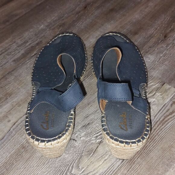 Clarks Artisan Navy Blue Peep Toe Espadrille Slingback  Sz 8W  8 wide  EUC - Picture 4 of 7